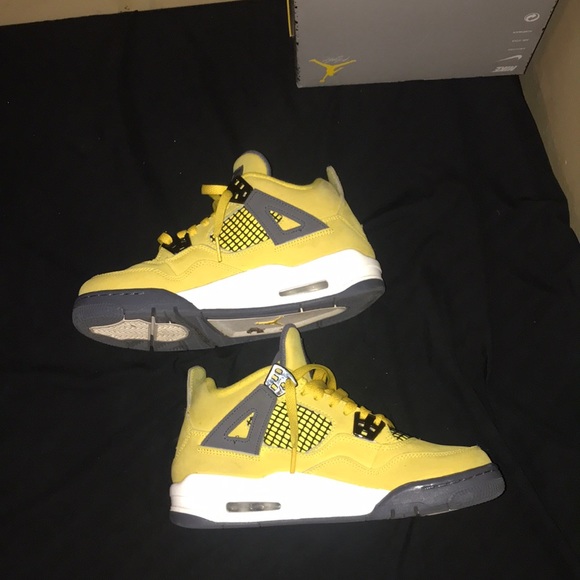 Cheap jordan retro lightning Store